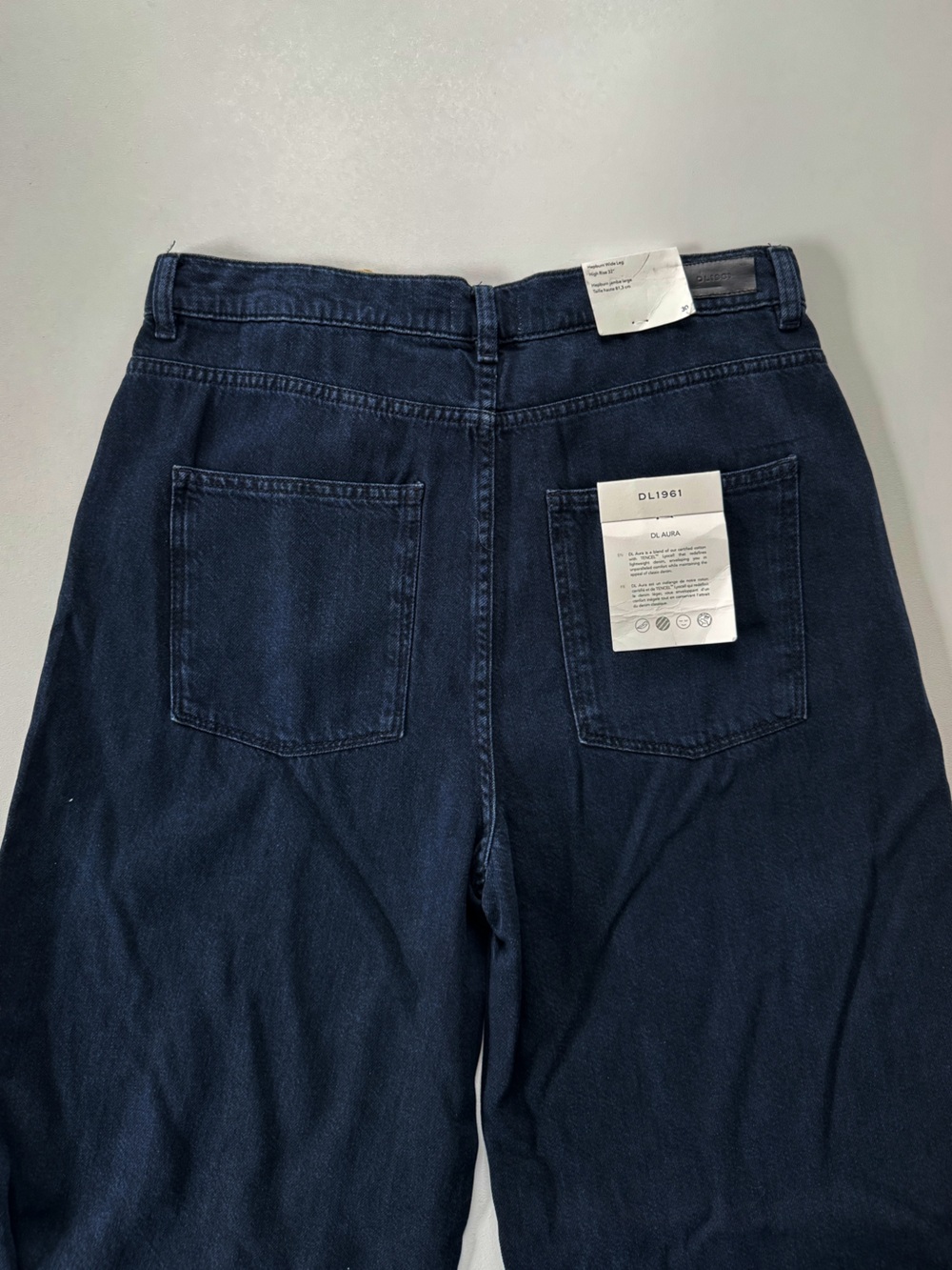 DL1961 Hepburn Wide Leg High Rise Vintage 32" Jeans | 30 NWT - Picture 6 of 13